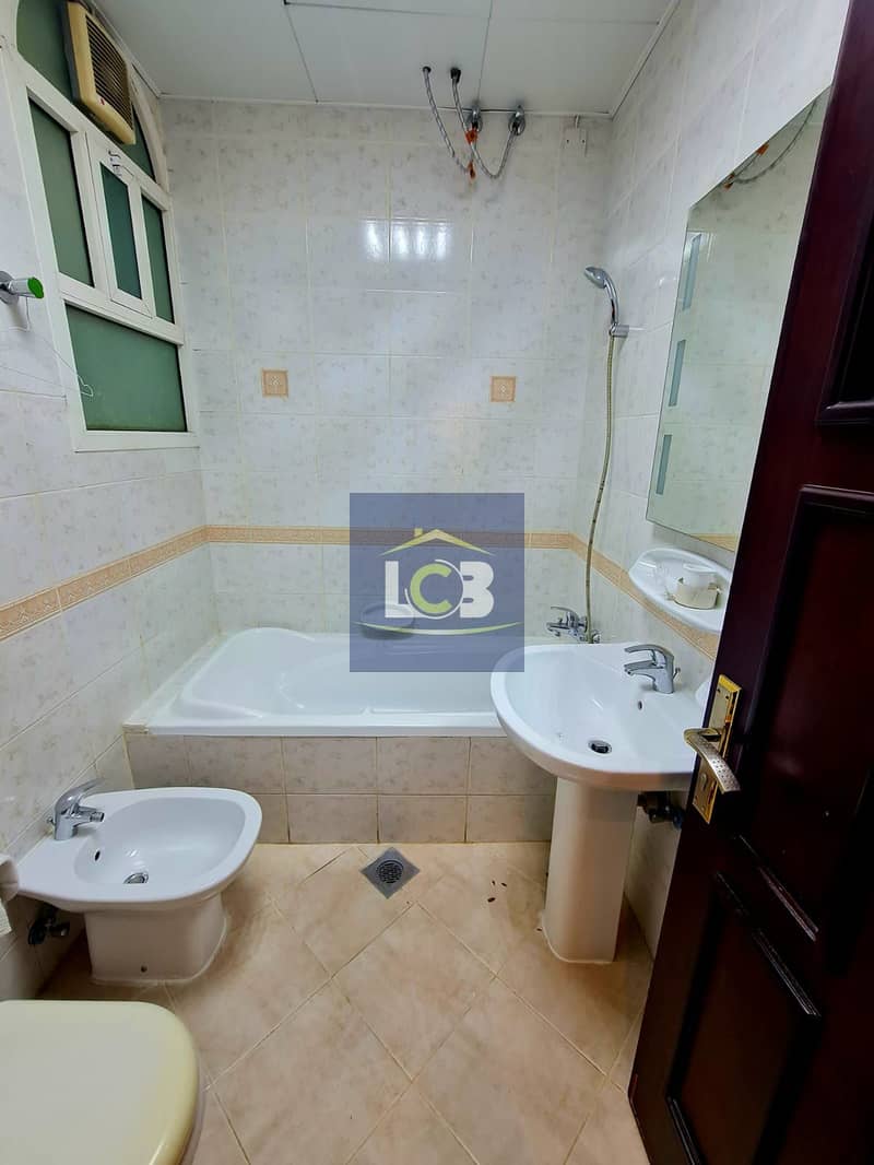 10 36fa2482-08de-4625-9731-6d0da6585521. jpg