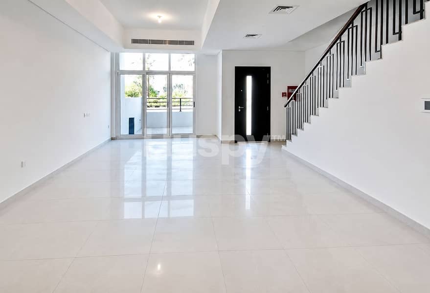 Villetta a schiera a Jumeirah Village Circle (JVC),JVC District 10,Somerset Mews, 4 camere da letto, 4149000 AED - 16634748 Villetta a schiera a Jumeirah Village Circle (JVC),JVC District 10,Somerset Mews, 4 camere da letto, 4149000 AED - 16634748