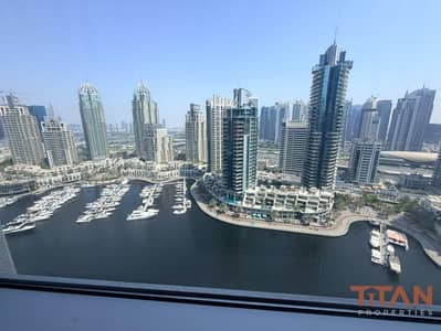 3 Slaapkamers Appartement te Huur in Dubai Marina, Dubai - Appartement in Dubai Marina，Marina Tower, 3 slaapkamers, 220000 AED - 16635007