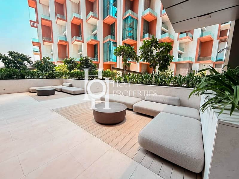 27 regalia 2 bed_-15. jpg