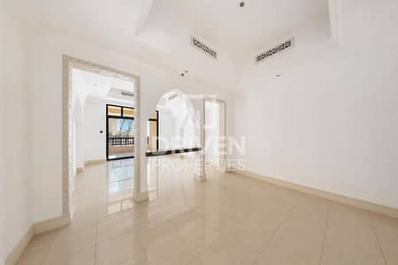 2 Bedroom Flat for Sale in Downtown Dubai, Dubai - Mid Floor | Burj Khalifa View | Prime Location