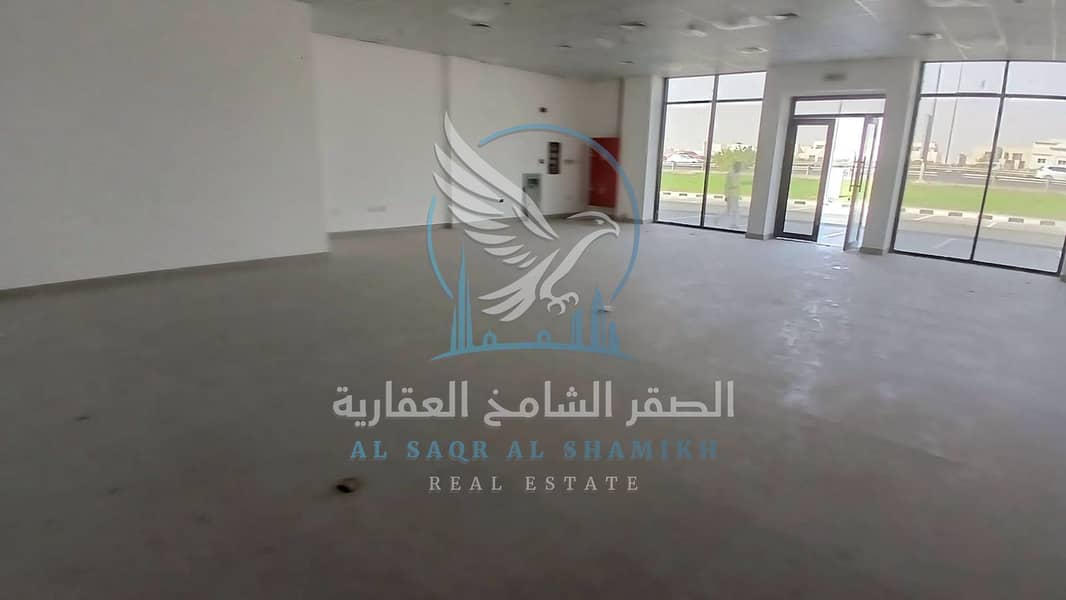 3 showroom-for-rent-area-18-property-01. jpg