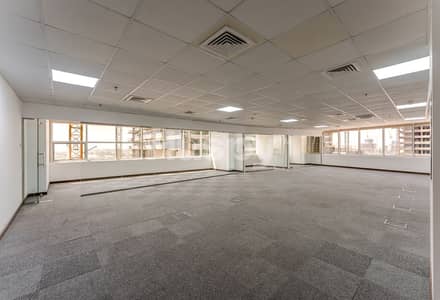 Office zum Miete in Jumeirah Lake Towers (JLT), Dubai - Büro in Jumeirah Lake Towers (JLT)，Mazaya Business Avenue，Mazaya Business Avenue AA-1, 250000 AED - 16635558