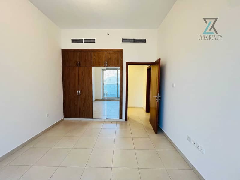 9 8abdad51-f25f-4b40-adc4-c465b040e09b. jpg
