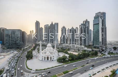 1 Camera Appartamento in affitto a Downtown Dubai, Dubai - Photo_01_City_and_Mosque_View. jpg. jpeg