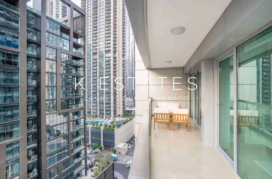 13 Photo_17_Balcony_Seating_View. png
