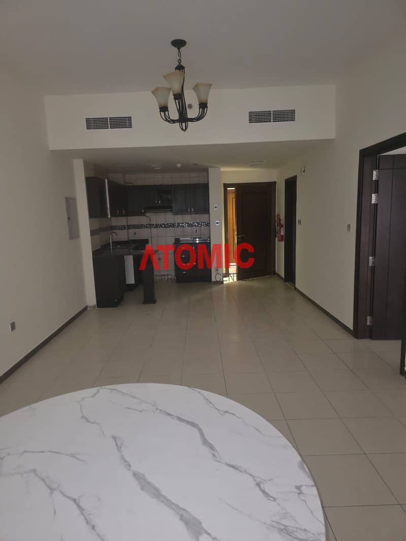 15 cd9bb2a0-c550-4ad2-82d9-e821de88068e. jpg