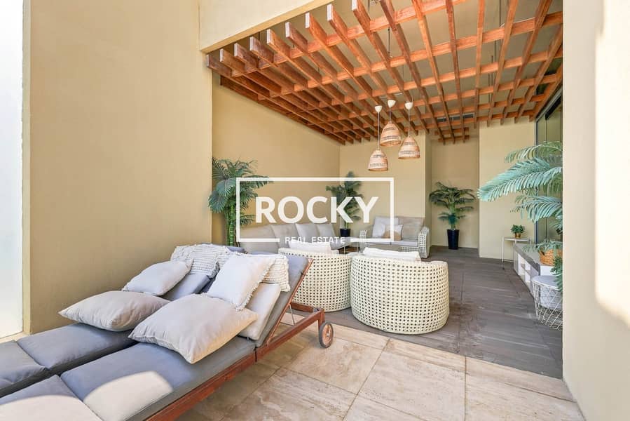 22 Damac Maison Hotel Apartment-2. jpg