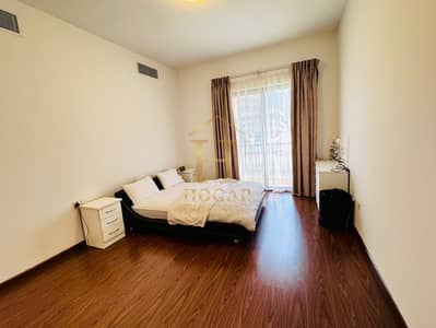 4 Bedroom Villa for Sale in Dubai Sports City, Dubai - Roof Terrace | Middle Unit | Vacant on Transfer