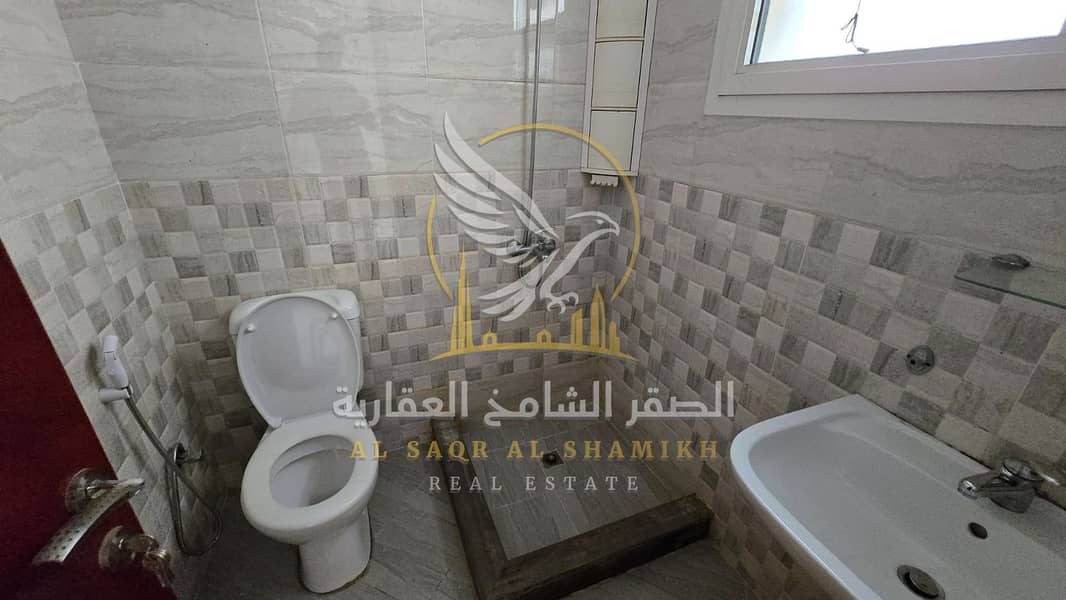 15 apartment-for-rent-2-bedroom-alqlyaa-alsharqa-bathroom-07. jpg
