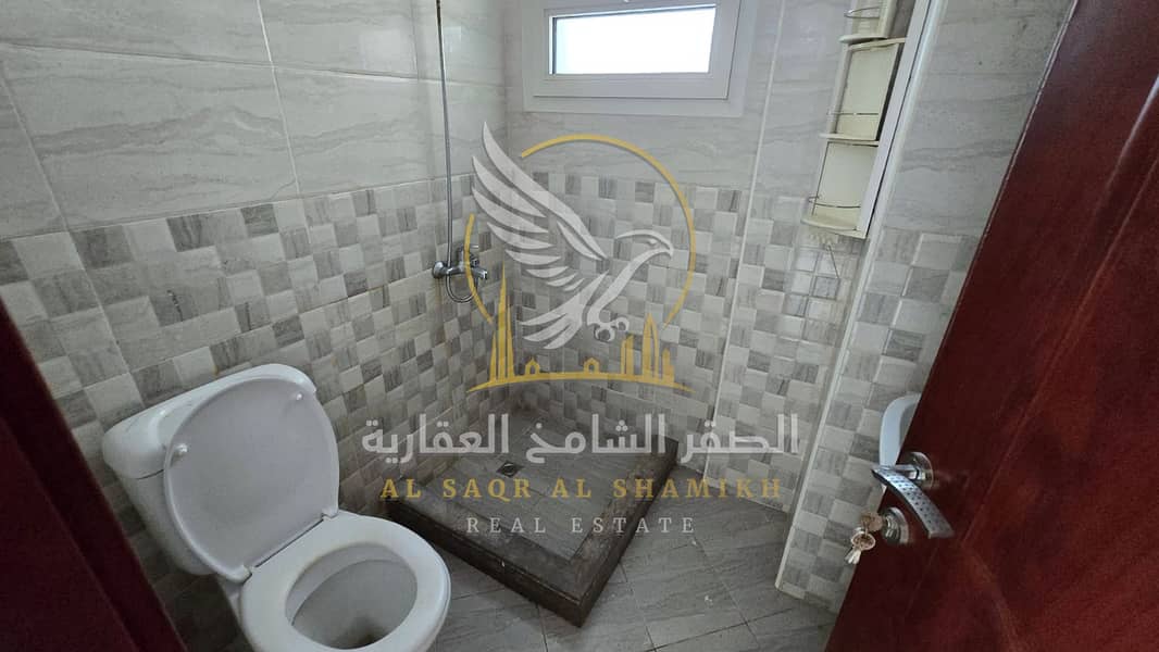 16 apartment-for-rent-2-bedroom-alqlyaa-alsharqa-bathroom-05. jpg
