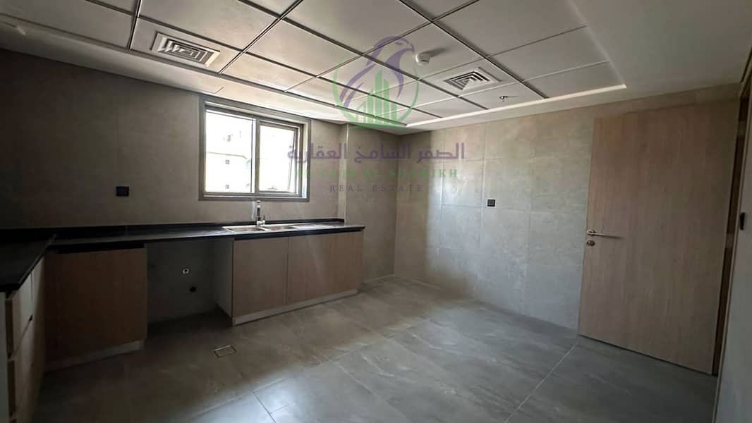 35 apartment-for-rent-4-bedroom-alkhan-alsharqa-property-19. jpg