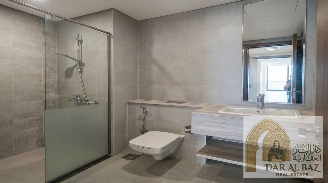 14 Enhancing_real_estate_listing_ph…_20260921095457. jpeg
