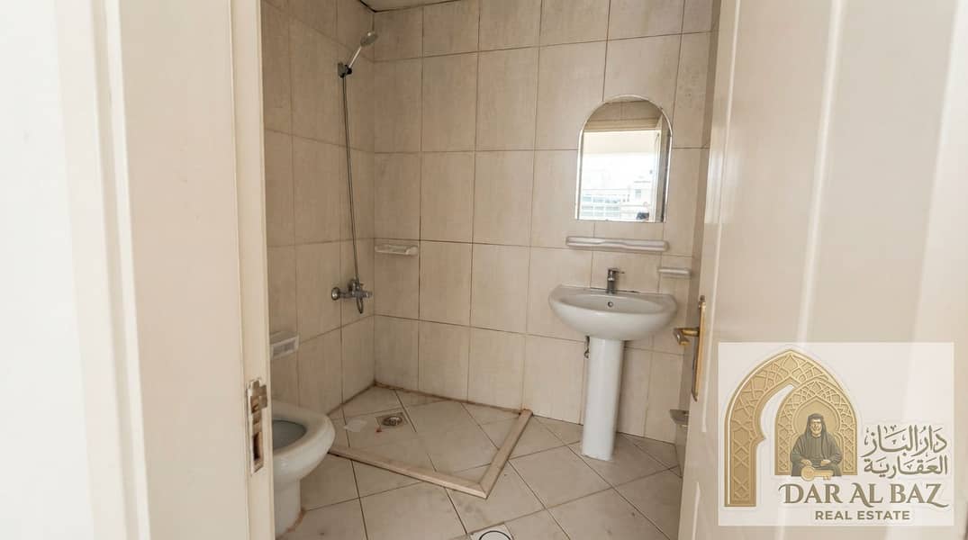 9 Enhancing_real_estate_listing_ph…_20260922052110. jpeg