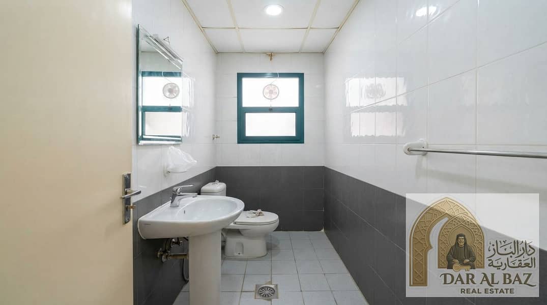 13 Real_estate_photo_enhancement_in…_20260922063551. jpeg