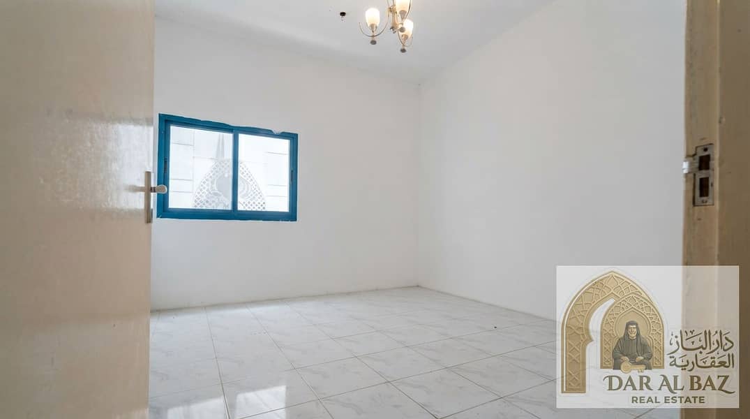 4 Enhancing_real_estate_listing_ph…_20260922071202. jpeg