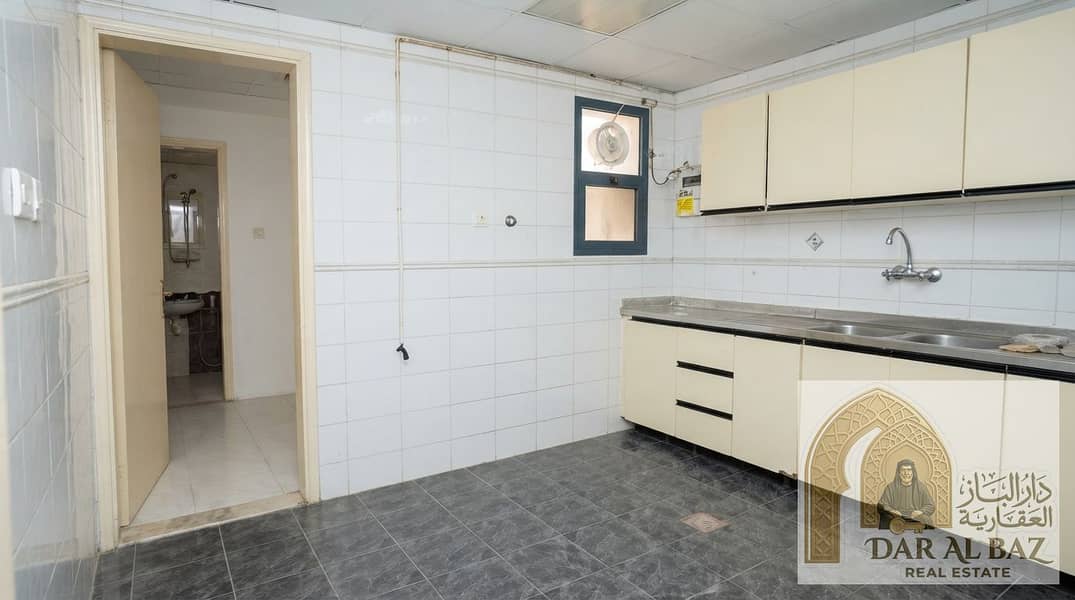 18 Real_estate_photo_enhancement_in…_20260922071717. jpeg