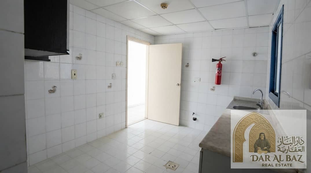 6 Enhance_real_estate_property_pho…_20260921032453. jpeg