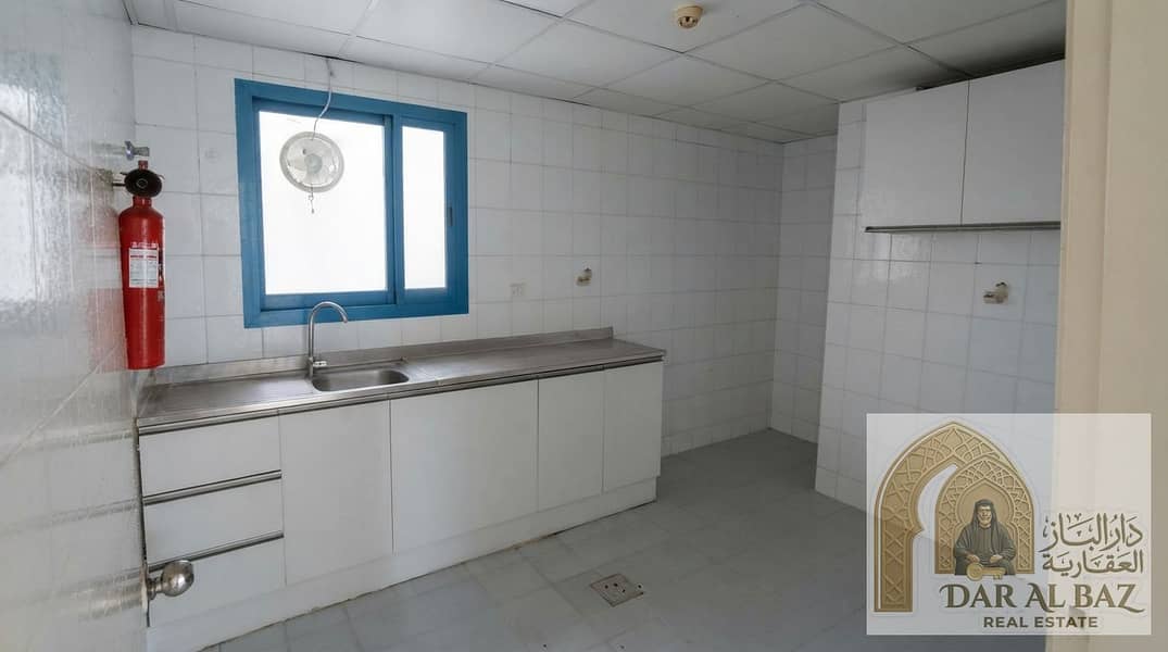 10 Real_estate_photo_editing_instru…_20260921032417. jpeg