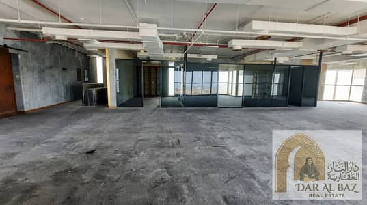 Office te Huur in Al Majaz, Sharjah - Enhancing_real_estate_photograph…_20260920065023. jpeg