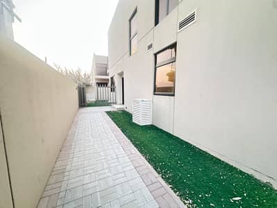 3 Slaapkamers Townhouse te Koop in DAMAC Hills 2 (Akoya by DAMAC), Dubai - Rijwoning in DAMAC Hills 2 (Akoya by DAMAC)，Odora, 3 slaapkamers, 1900000 AED - 16638250