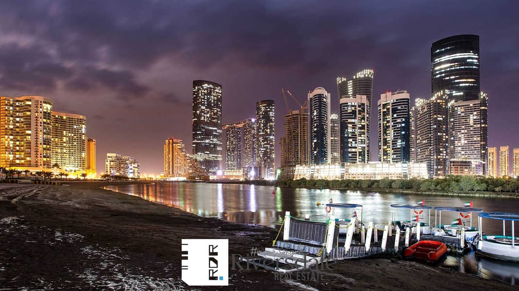 19 park-view-tower-al-reem-island-shams-gate-district-night-photo-1. jpg