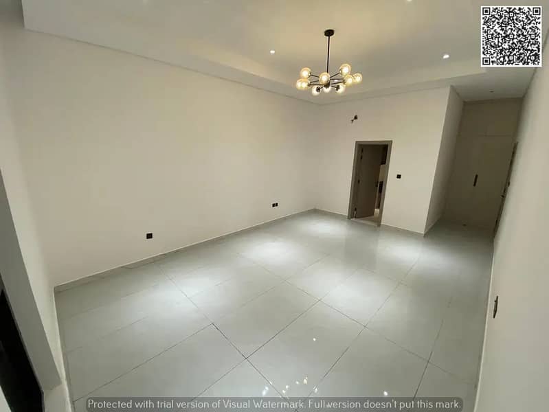 11 866826684-1066x800. webp