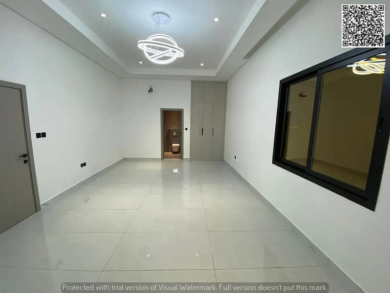 24 866826697-1066x800. webp