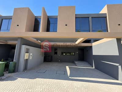 4 Bedroom Townhouse for Sale in Tilal City, Sharjah - PNG image. png 4 Bedroom Townhouse for Sale in Tilal City, Sharjah - PNG image. png