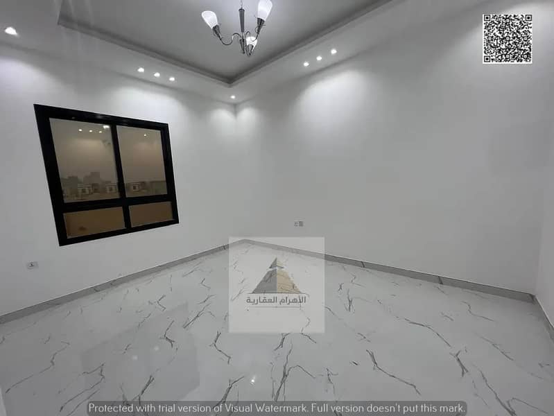 16 868363194-1066x800. webp