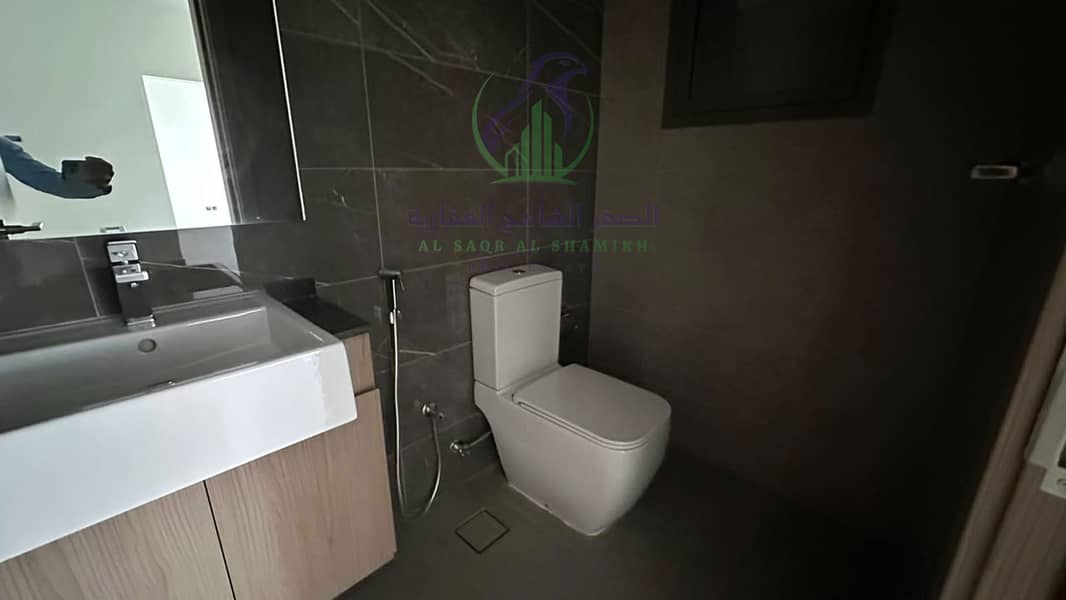 35 apartment-for-rent-4-bedroom-almjaz-3-alsharqa-property-40. jpg