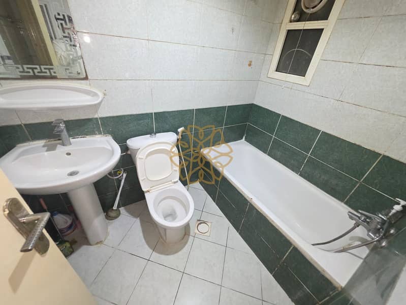 13 60390. jpg