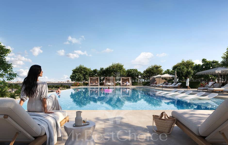 2 02_Silva_pool. jpg
