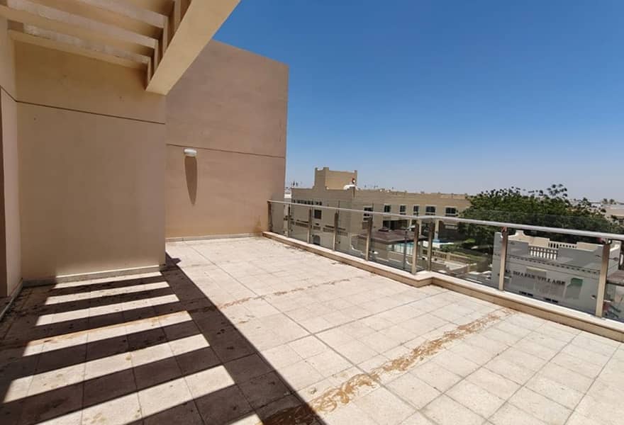 3 Family Villa | Spacious Private Living I Terrace — photo 3