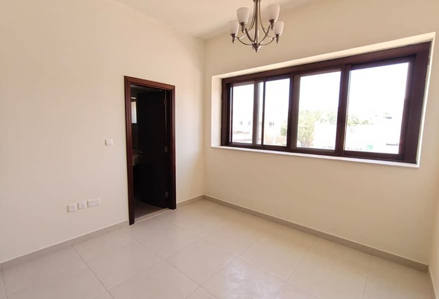 12 Family Villa | Spacious Private Living I Terrace — photo 13