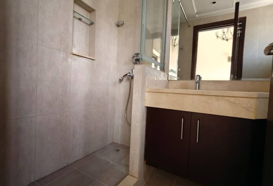 13 Family Villa | Spacious Private Living I Terrace — photo 14