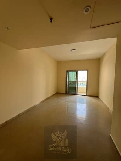1 habitación Apartamento para en Alquiler en Al Khan, Sharjah - WhatsApp Image 2026-09-26 at 11.59. 41 AM. jpeg 1 habitación Apartamento para en Alquiler en Al Khan, Sharjah - WhatsApp Image 2026-09-26 at 11.59. 41 AM. jpeg