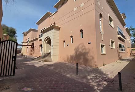 3 habitaciones Villa para en Alquiler en Al Rashidiya, Dubai - Beautiful Big Villa I Small Compound I 2 Kitchens — photo 1