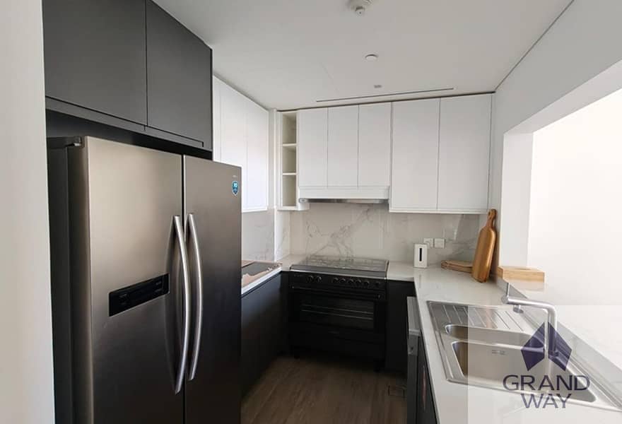 2 Stylish 2BR I Golf View I Brand New — photo 2