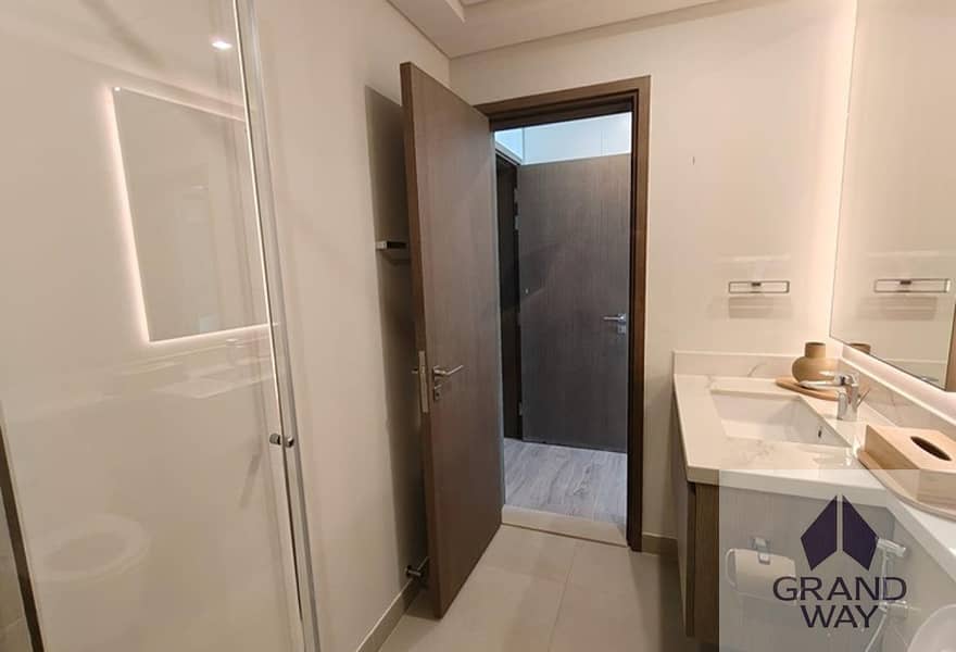 18 Stylish 2BR I Golf View I Brand New — photo 18
