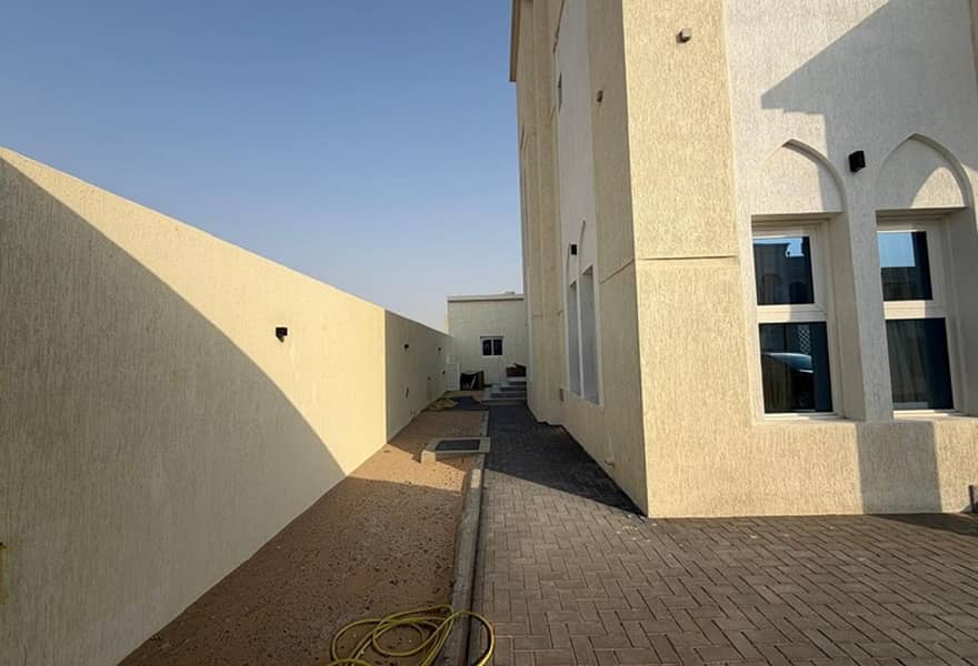 12 Large 4BR Villa with Spacious Layout | Al Awir 1 — photo 12