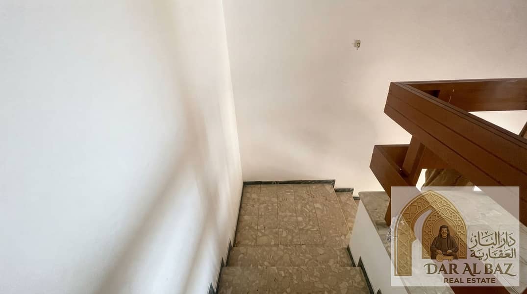17 Enhance_real_estate_property_pho…_20260926001902. jpg