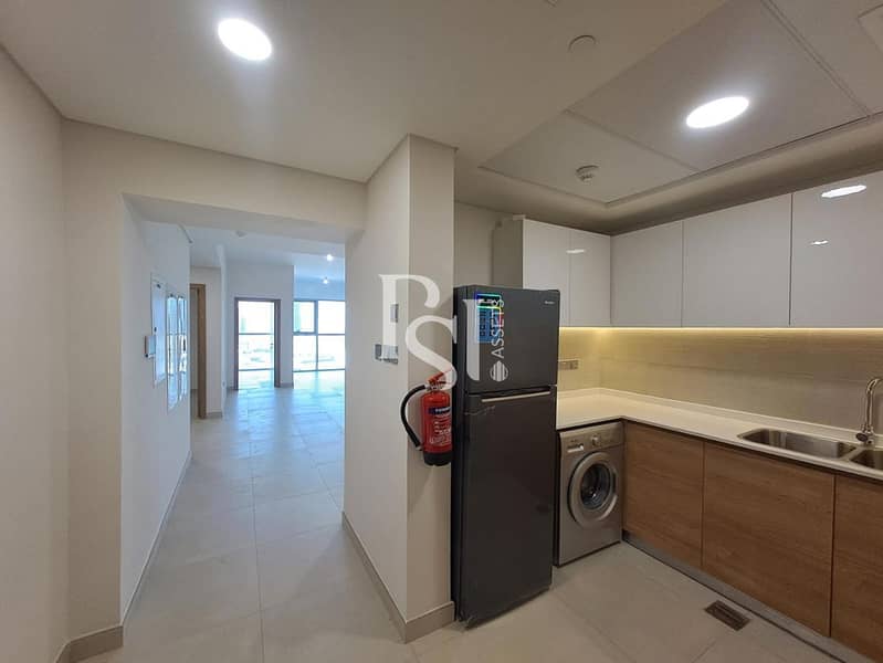 8 7299dc21-6bad-4b13-b1a8-a21d8ea53e28. jpg
