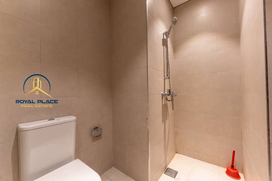 9 2fca3d70-9ccd-4eaf-80c6-b31e4ca2a9a3. jpg