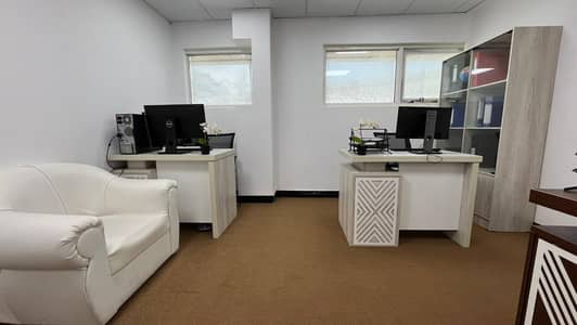 Office para en Alquiler en Deira, Dubai - WhatsApp Image 2026-05-13 at 12.24. 23. jpeg Office para en Alquiler en Deira, Dubai - WhatsApp Image 2026-05-13 at 12.24. 23. jpeg