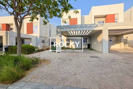 4 Camere Townhouse in affitto a Villanova, Dubai - Villanova-19. jpg