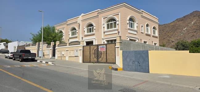 5 Cпальни Вилла в аренду в Хор Факкан, Шарджа - WhatsApp Image 2026-09-26 at 2.22. 28 PM (1). jpeg 5 Cпальни Вилла в аренду в Хор Факкан, Шарджа - WhatsApp Image 2026-09-26 at 2.22. 28 PM (1). jpeg