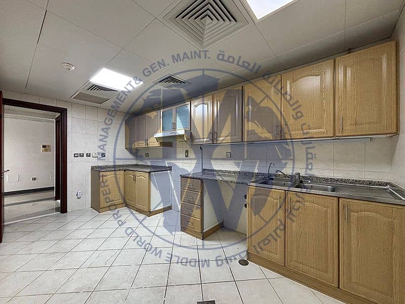 10 IMG_5943. jpg