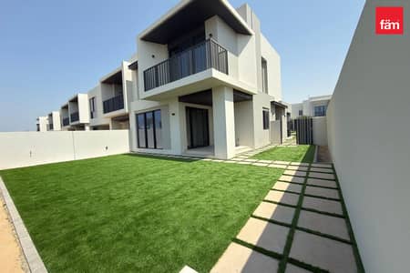 4 Bedroom Townhouse for Rent in Jebel Ali Village, Dubai - 4br Corner Single Row Th Prime Location Facing Hub
