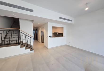 3 habitaciones Townhouse para en Alquiler en DAMAC Lagoons, Dubai - image_0